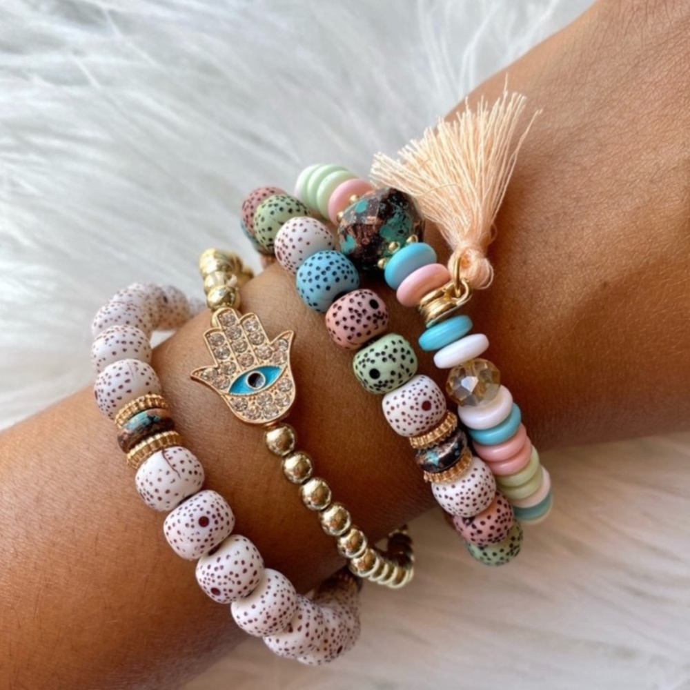 4 piece stackable bracelet, multicolored